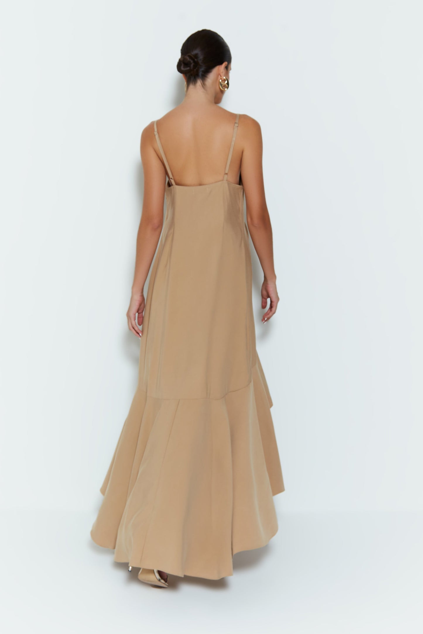 VESTIDO LONGO COM ABERTURA E AMARRACAO FRONTAL KAKI