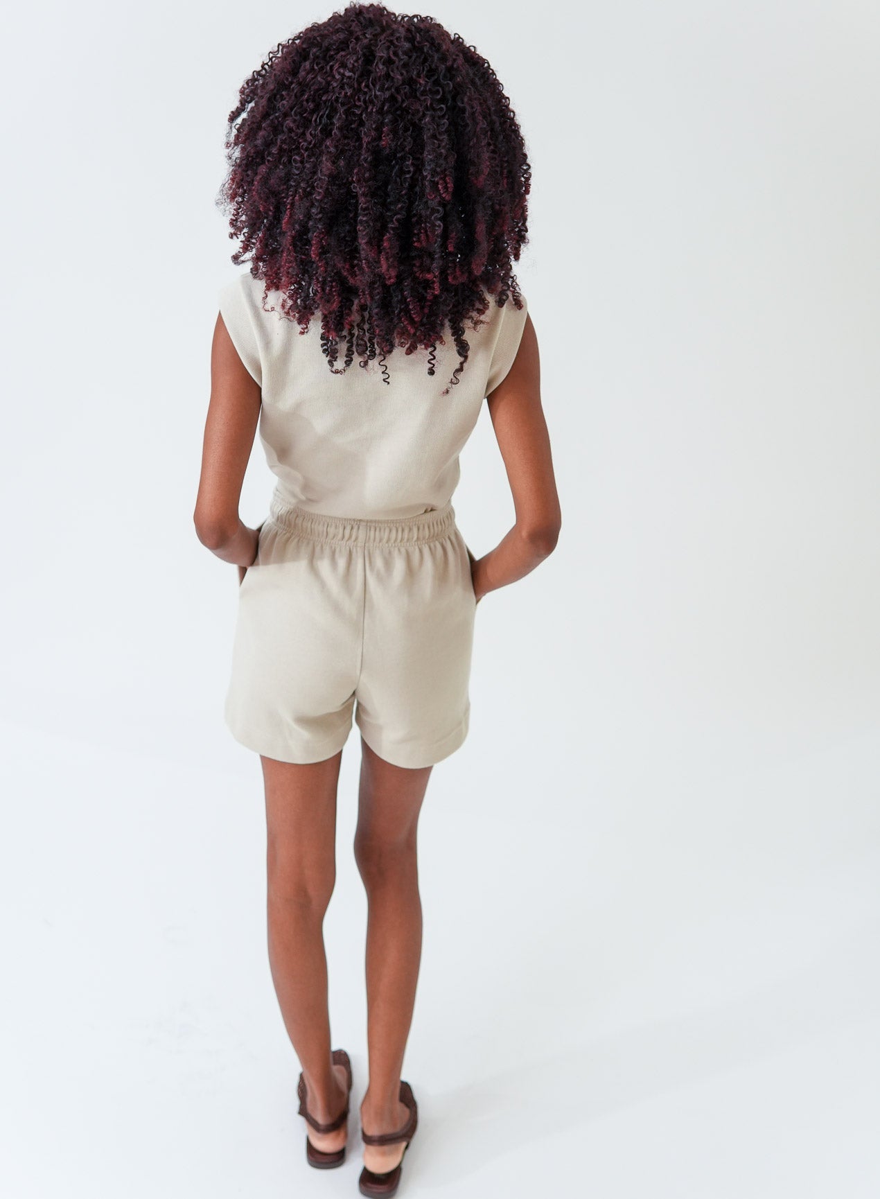 Shorts Oli - Bege Fendi