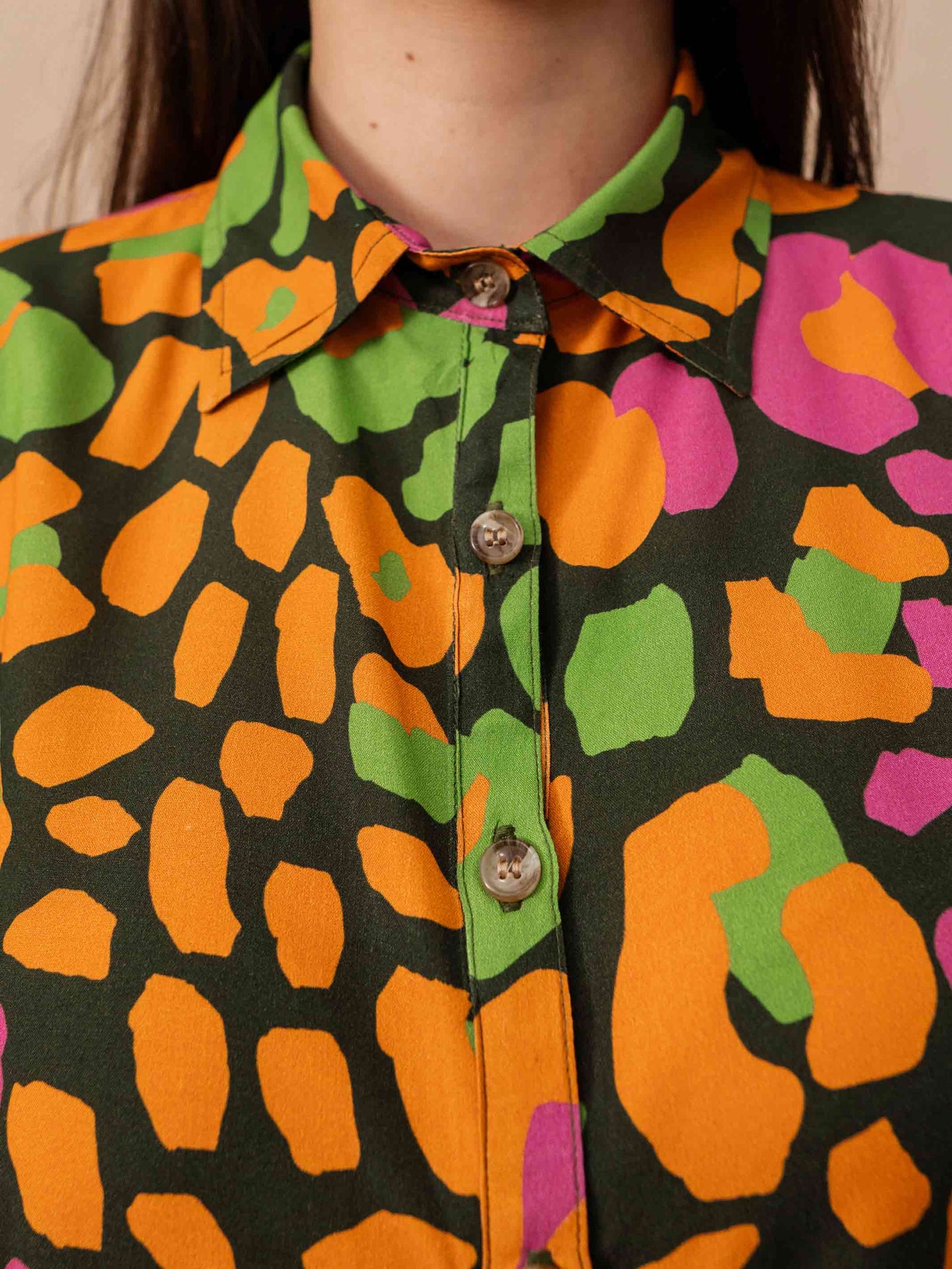 BLUSA BOTÕES | ONÇA PINTADA VERDE