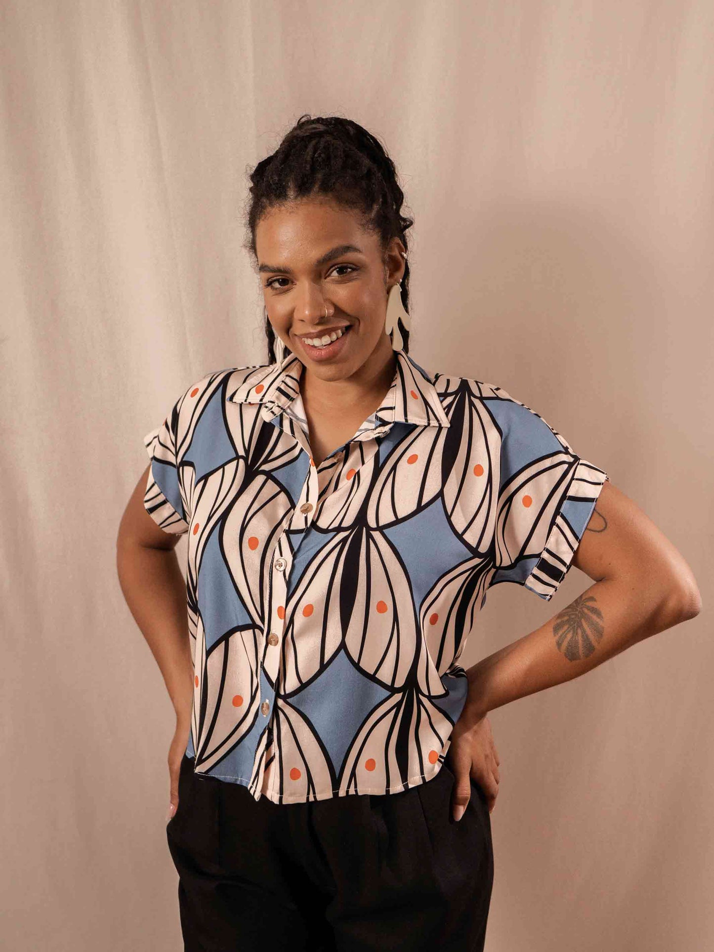 BLUSA BOTÕES | MARIPOSAS