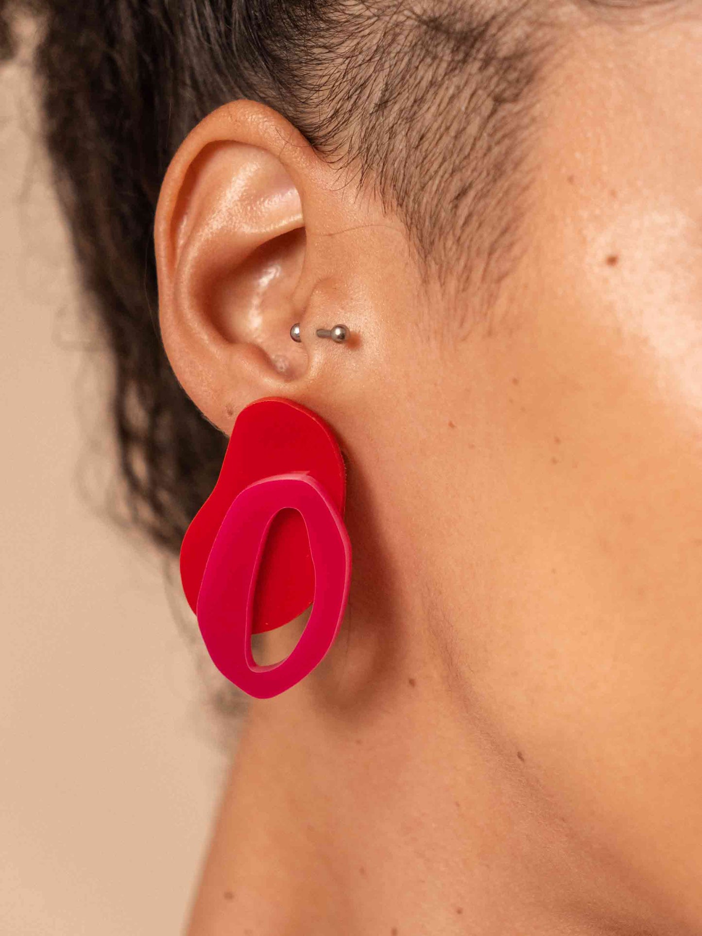BRINCO PEDRA | VERMELHO