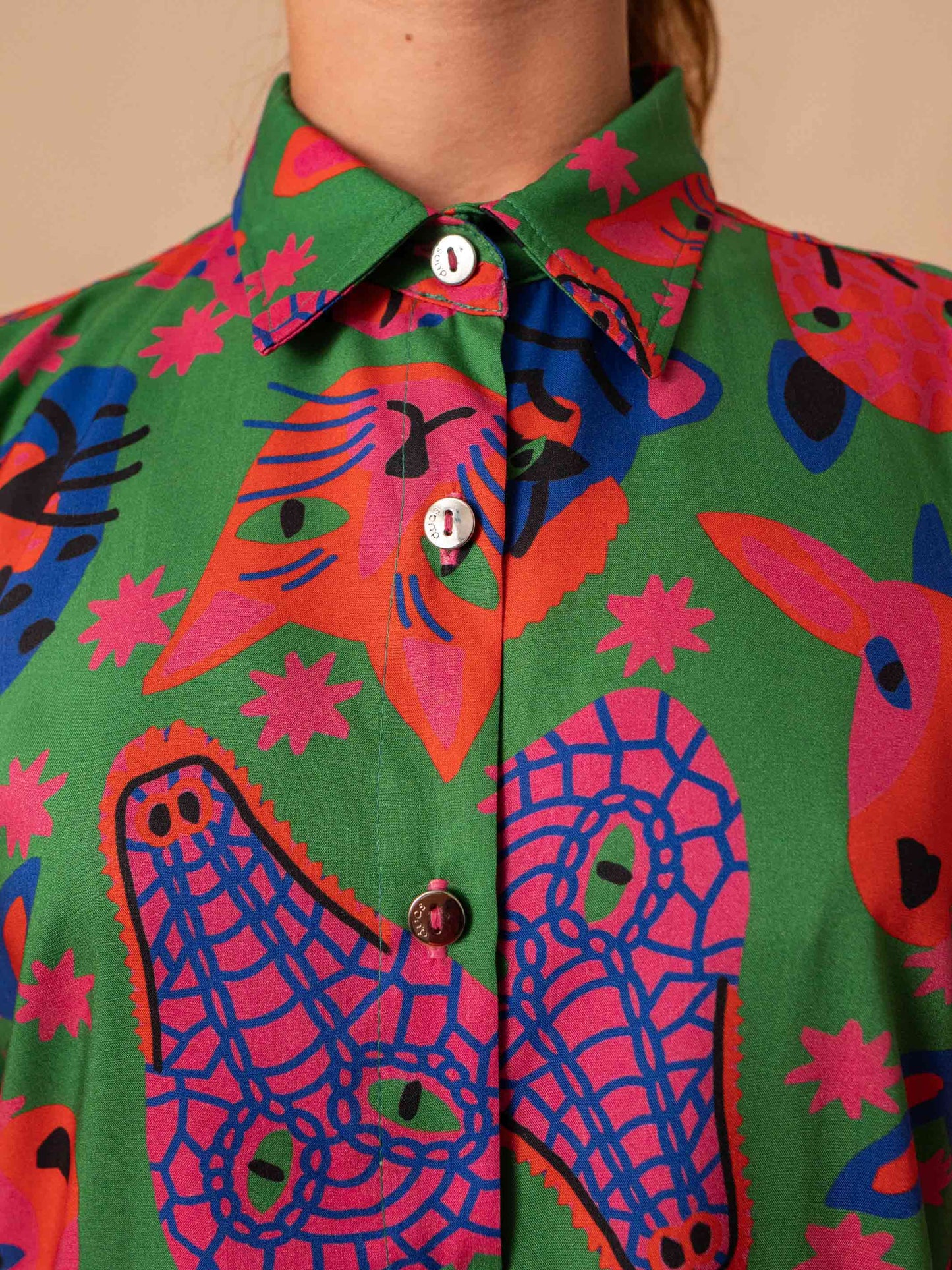 CAMISA DE BOTÃO | MÁSCARAS