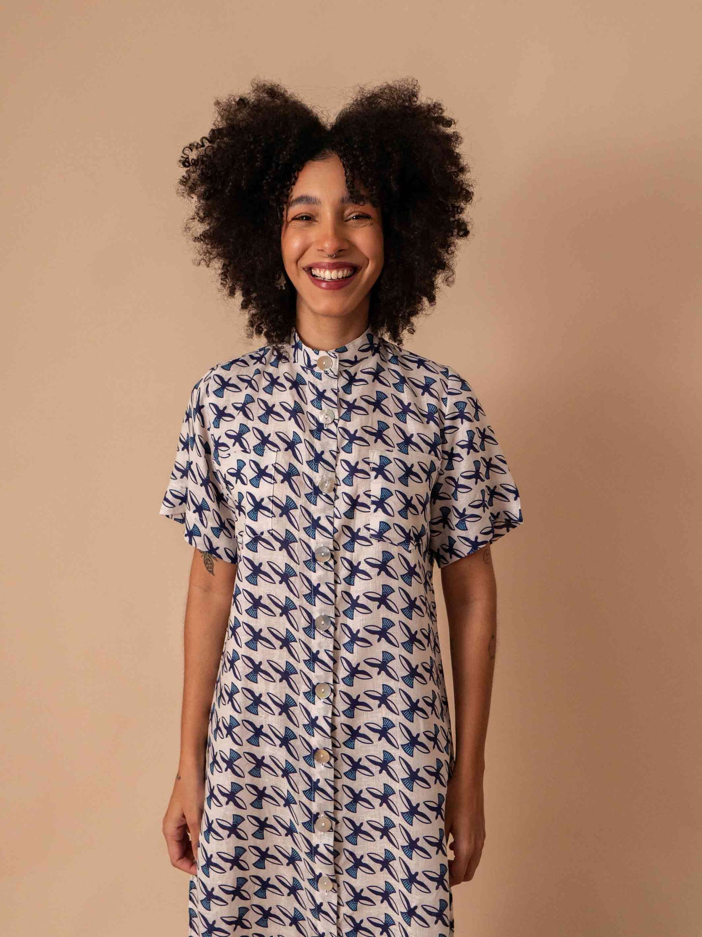 CHEMISE GOLA PADRE LINHO 100% | PÁSSAROS