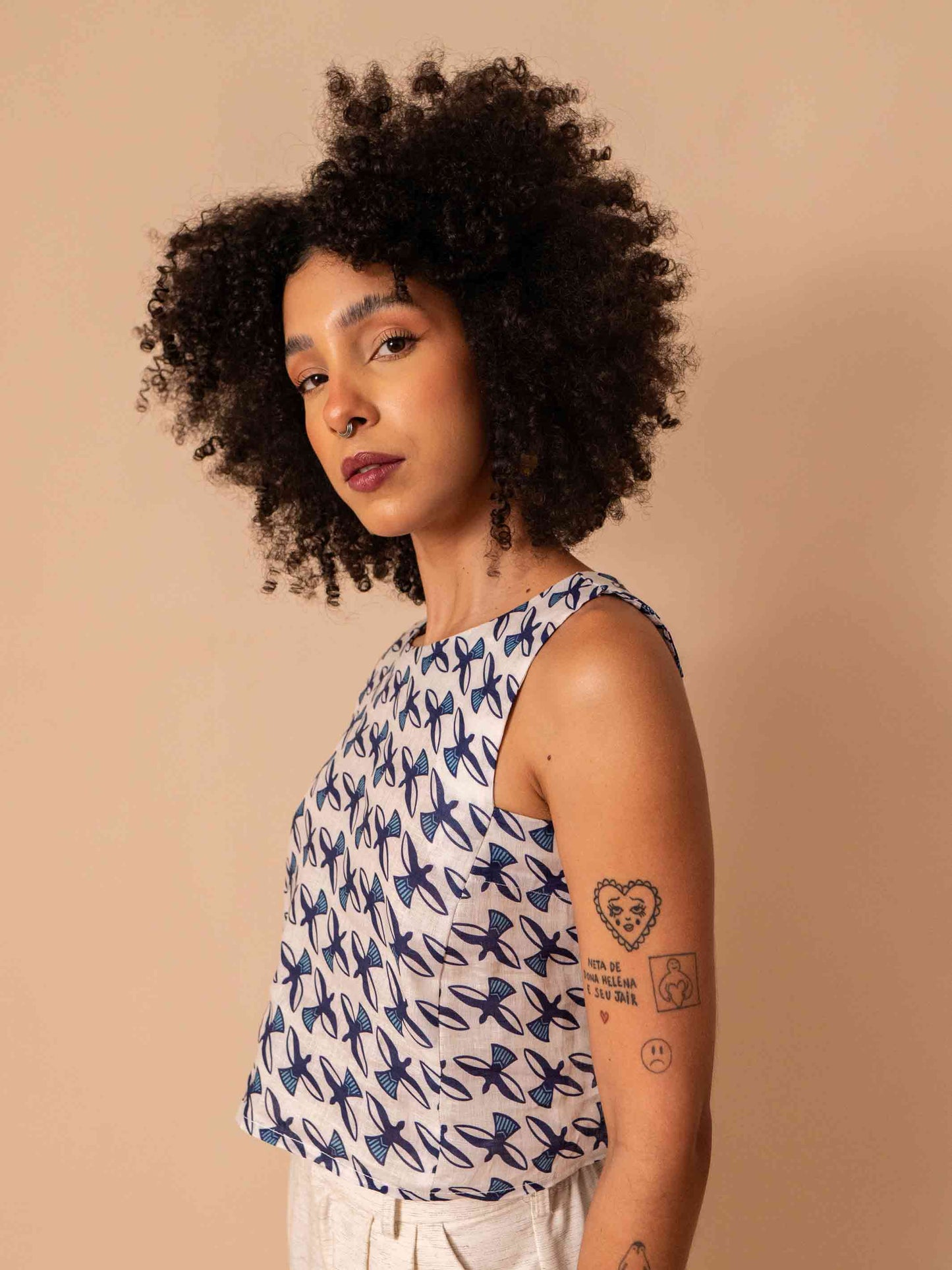 CROPPED MAYA LINHO 100% | PÁSSAROS
