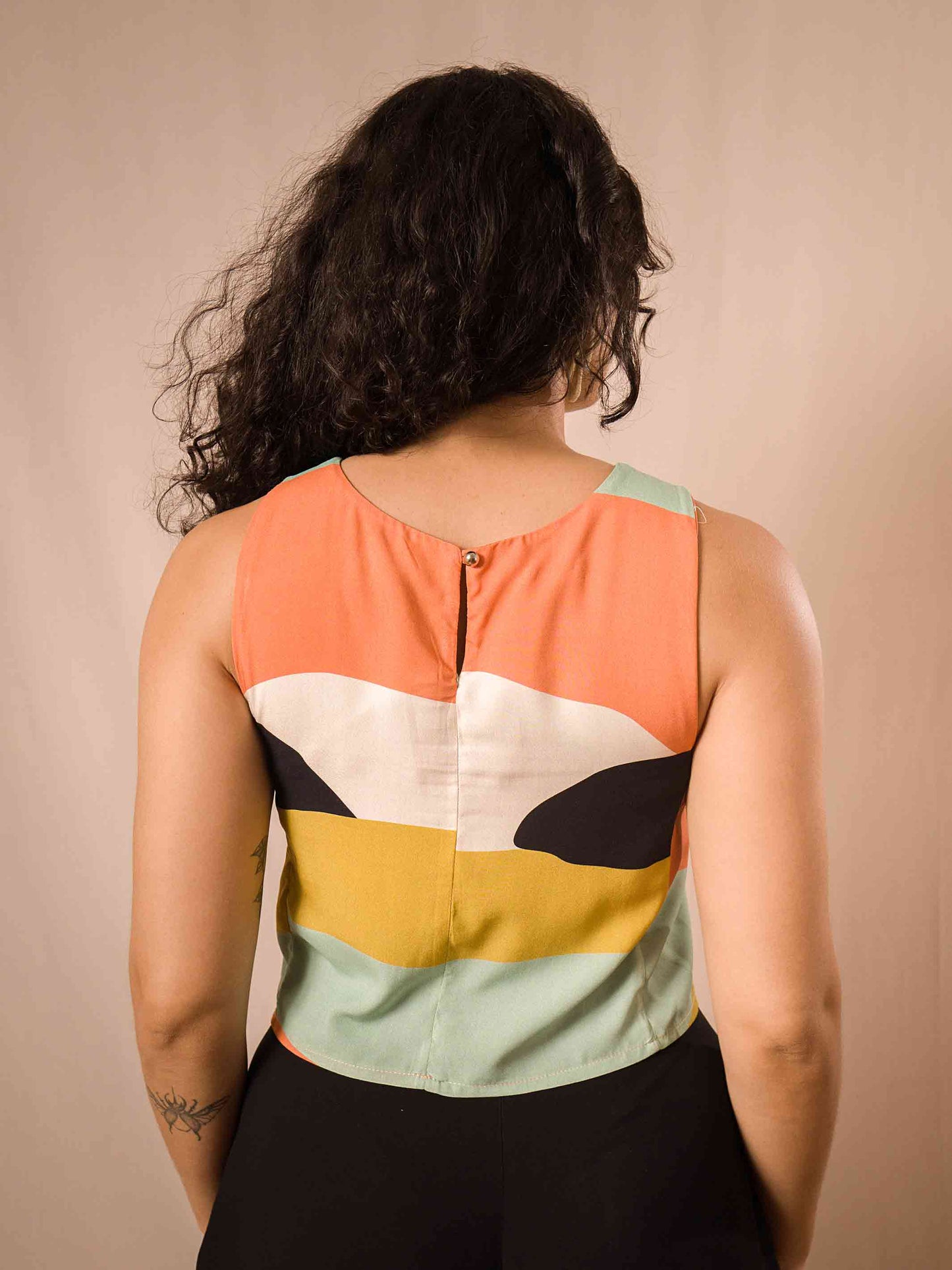 CROPPED MAYA | BRISA