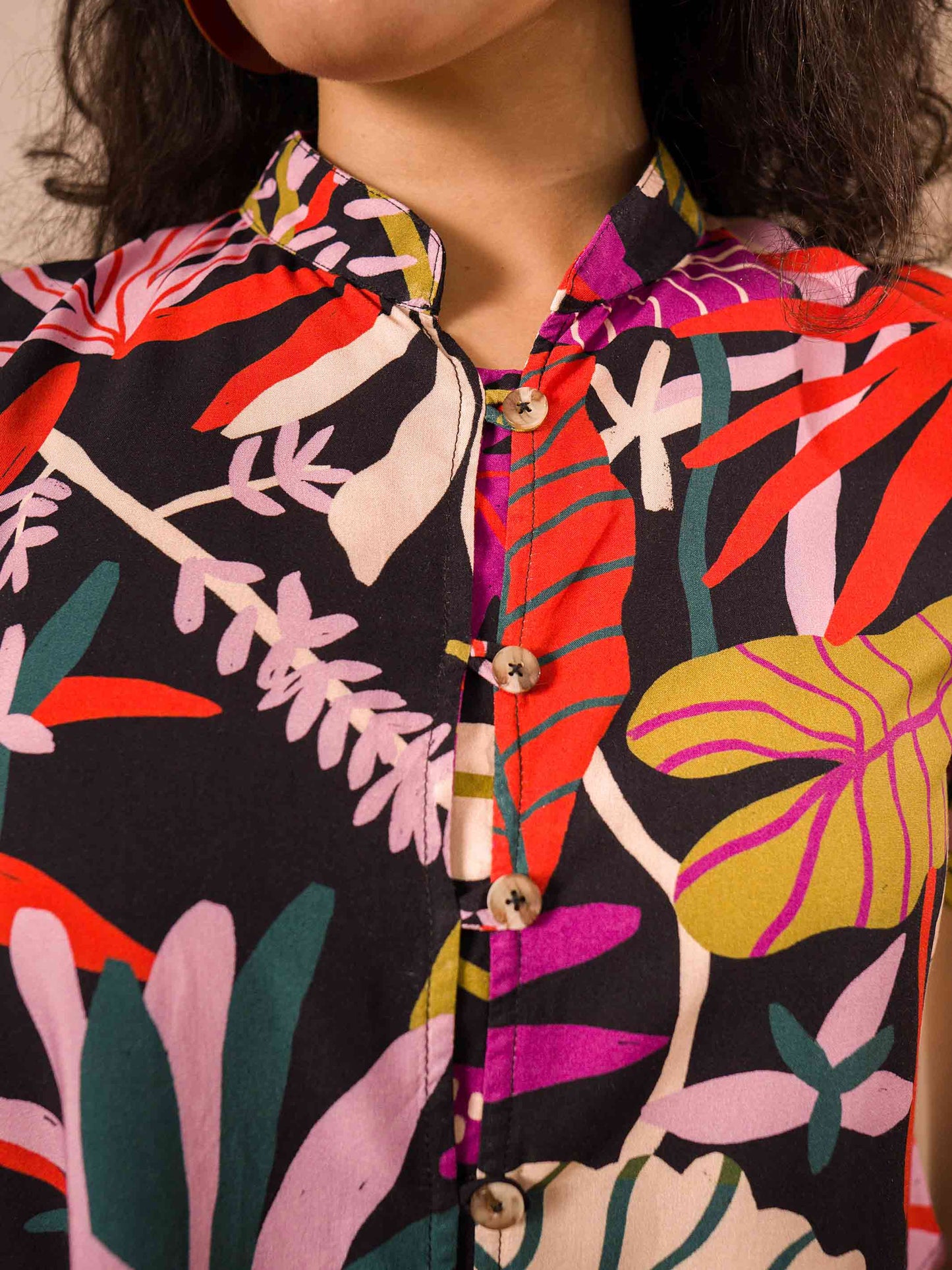 CROPPED NIPONICA | FOLHAGENS