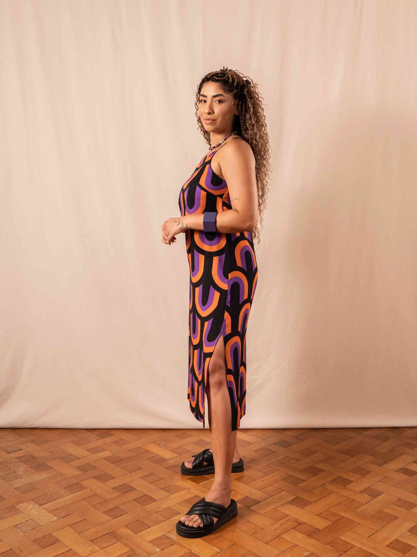 VESTIDO TRAPEZIO | PAPEL DE PAREDE