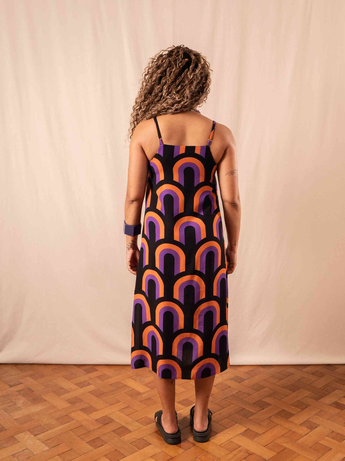 VESTIDO TRAPEZIO | PAPEL DE PAREDE