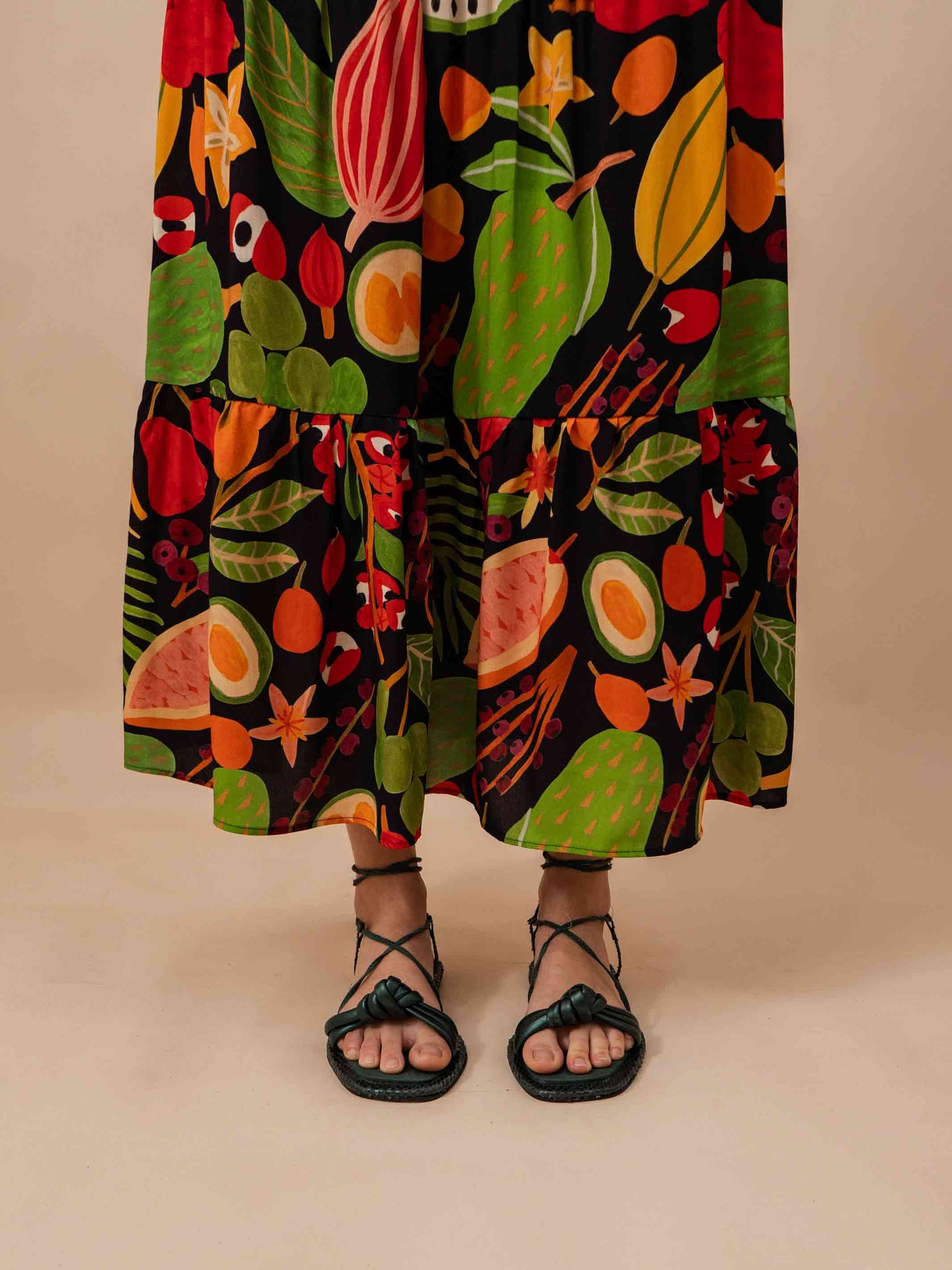 VESTIDO NINA LONGUETE | FRUTOS PRETO