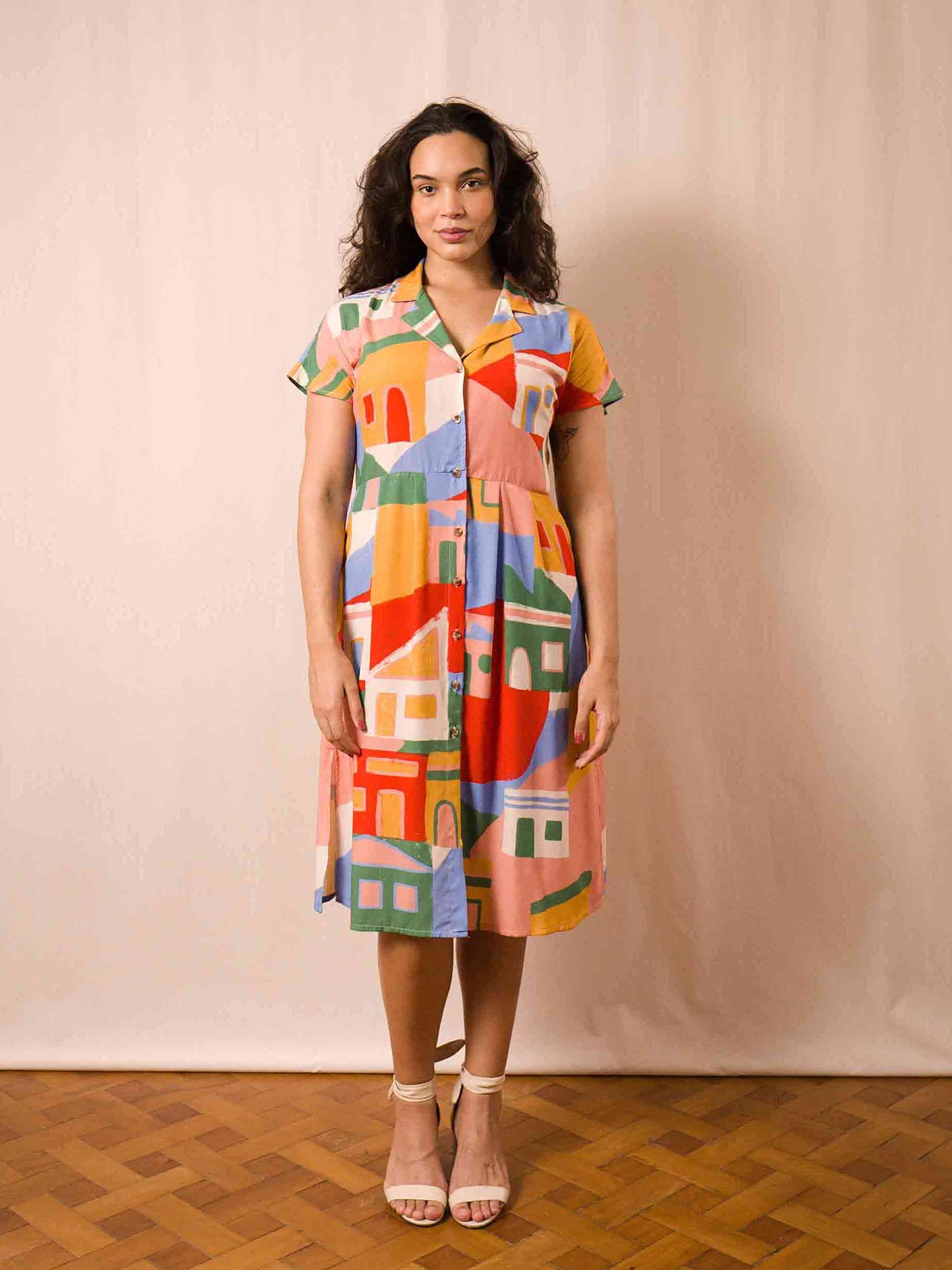 VESTIDO DORA | FACHADAS