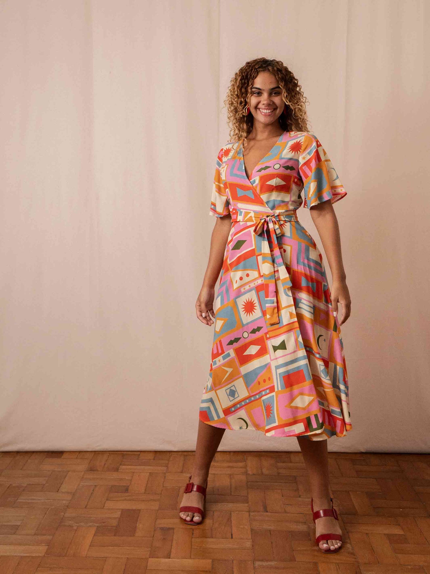 VESTIDO TRANSPASSADO | PLATIBANDAS