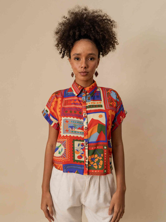 BLUSA BOTÕES | SELO POSTAL VERMELHO