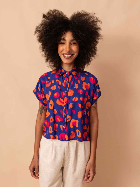 BLUSA BOTÕES | ONCINHA AZUL