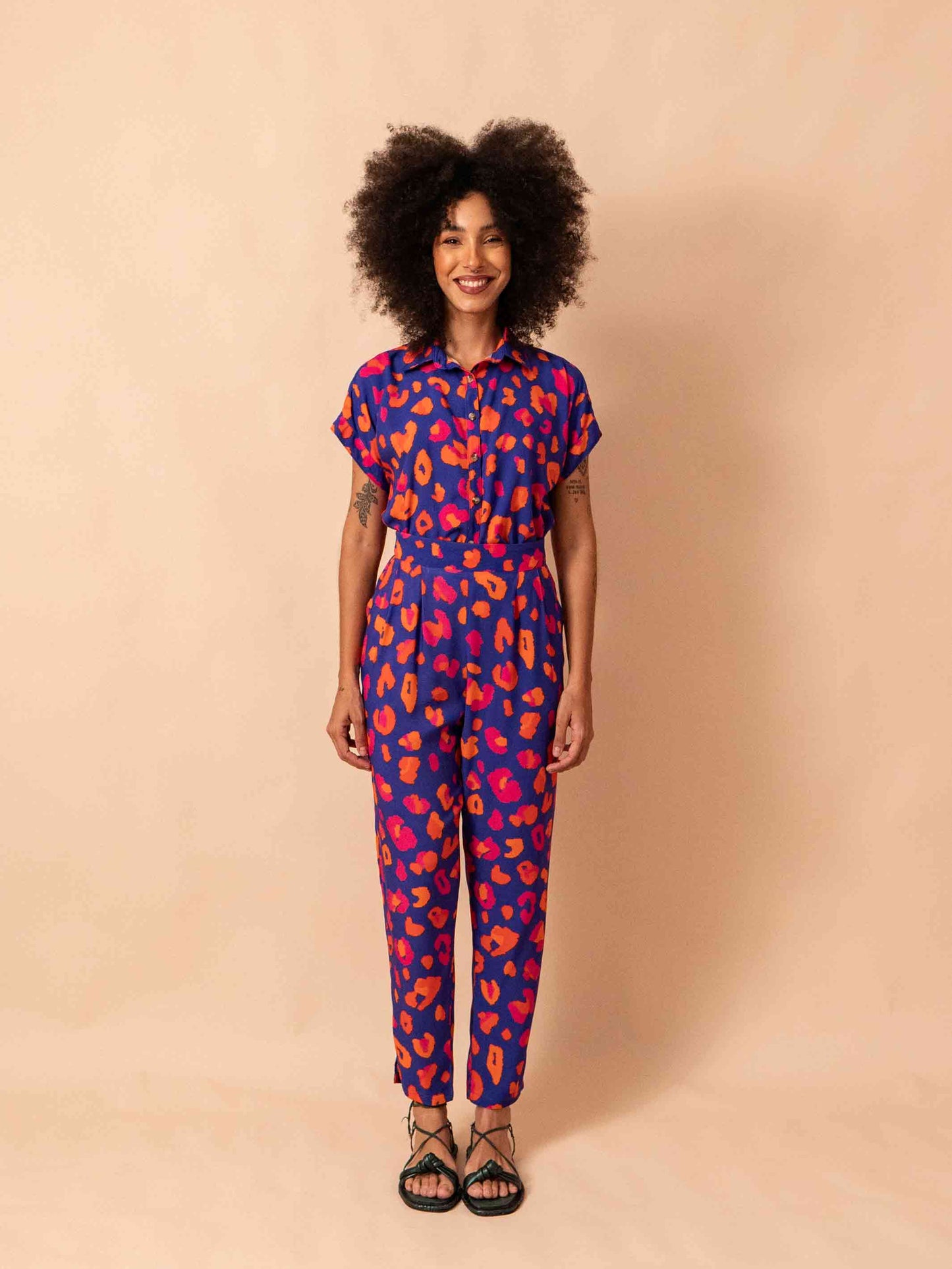 BLUSA BOTÕES | ONCINHA AZUL