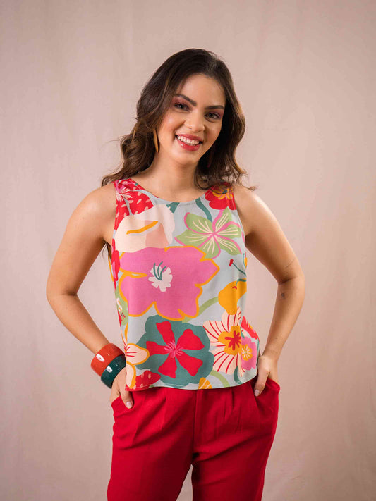 Cropped Laura | O'keeffe