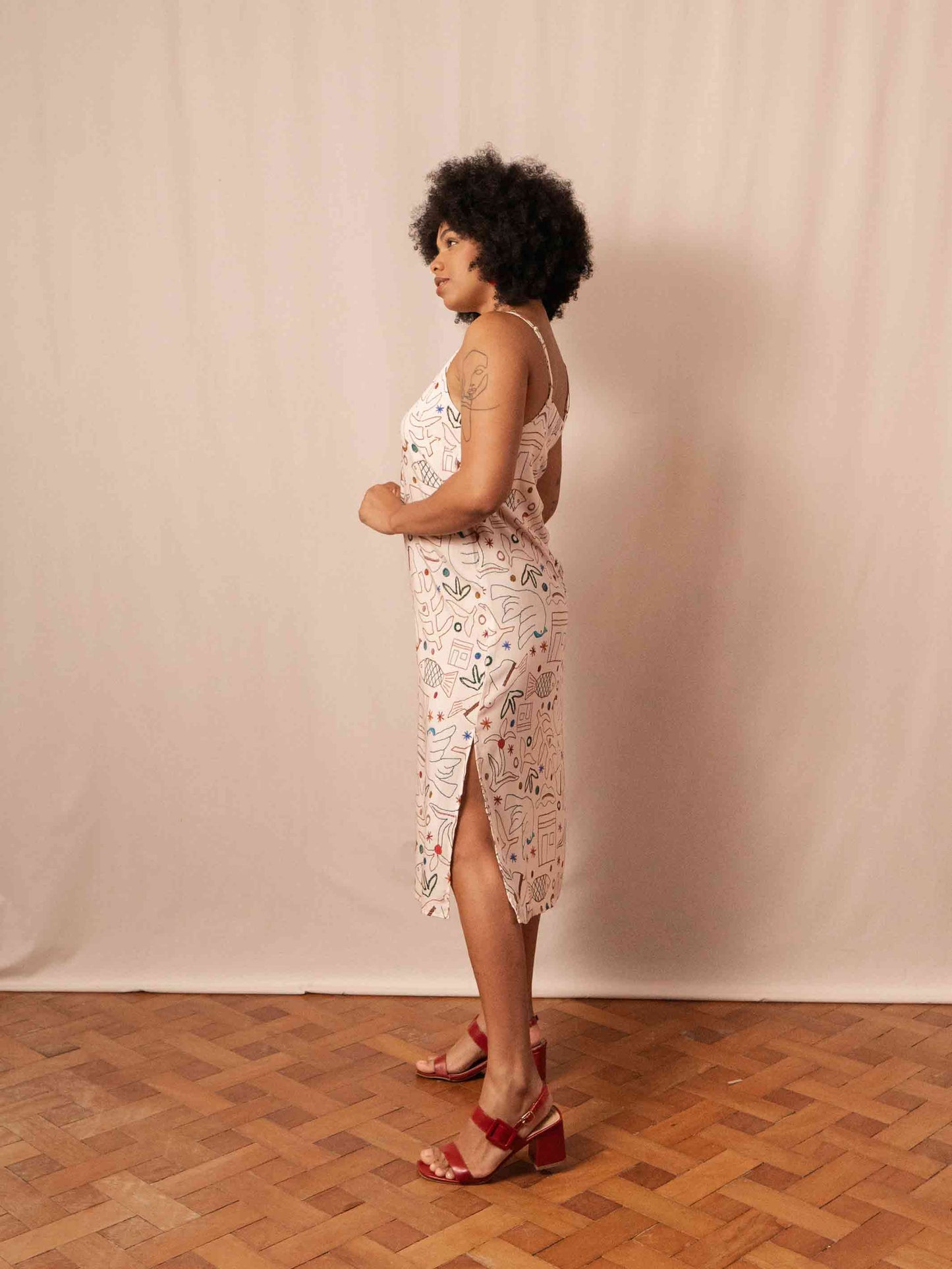 VESTIDO TRAPEZIO | BORDADO