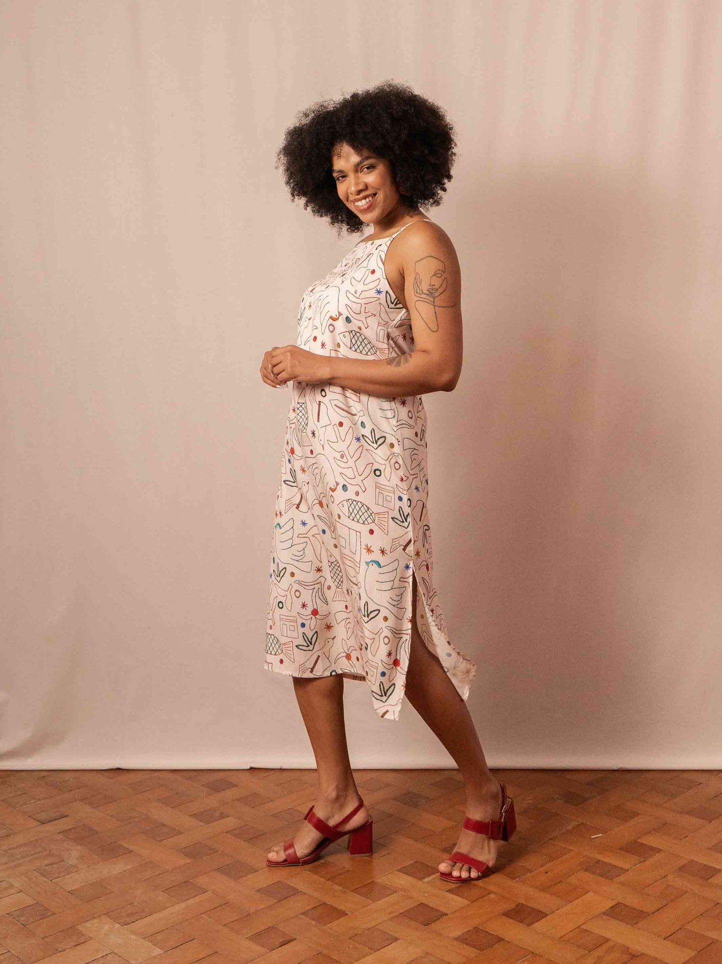 VESTIDO TRAPEZIO | BORDADO
