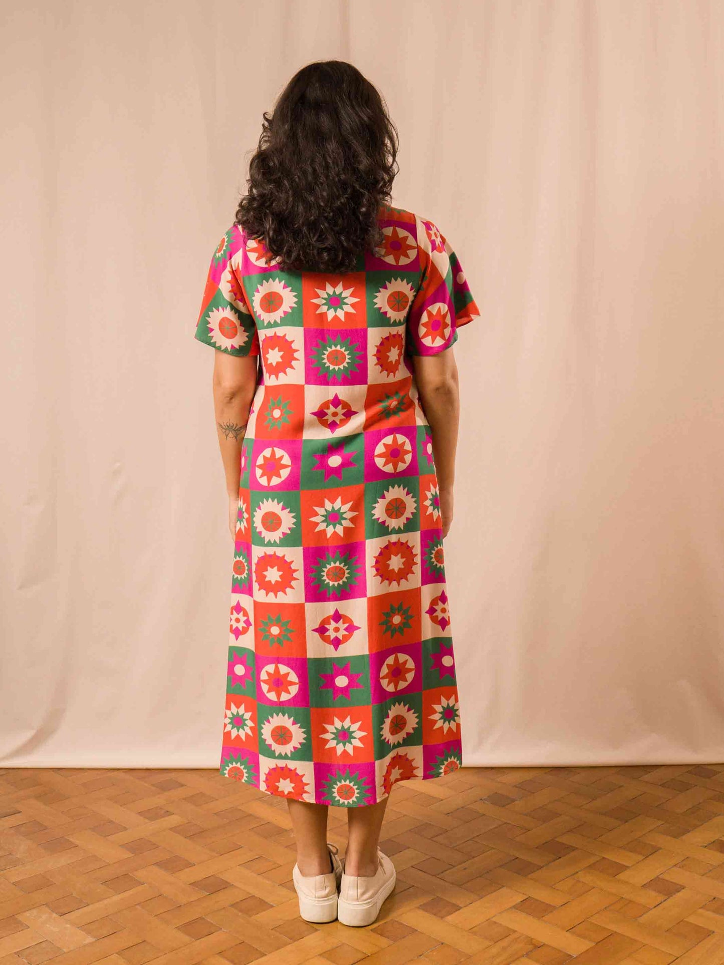 VESTIDO NIPONICA LONGUETE | SAGRADA FAMÍLIA