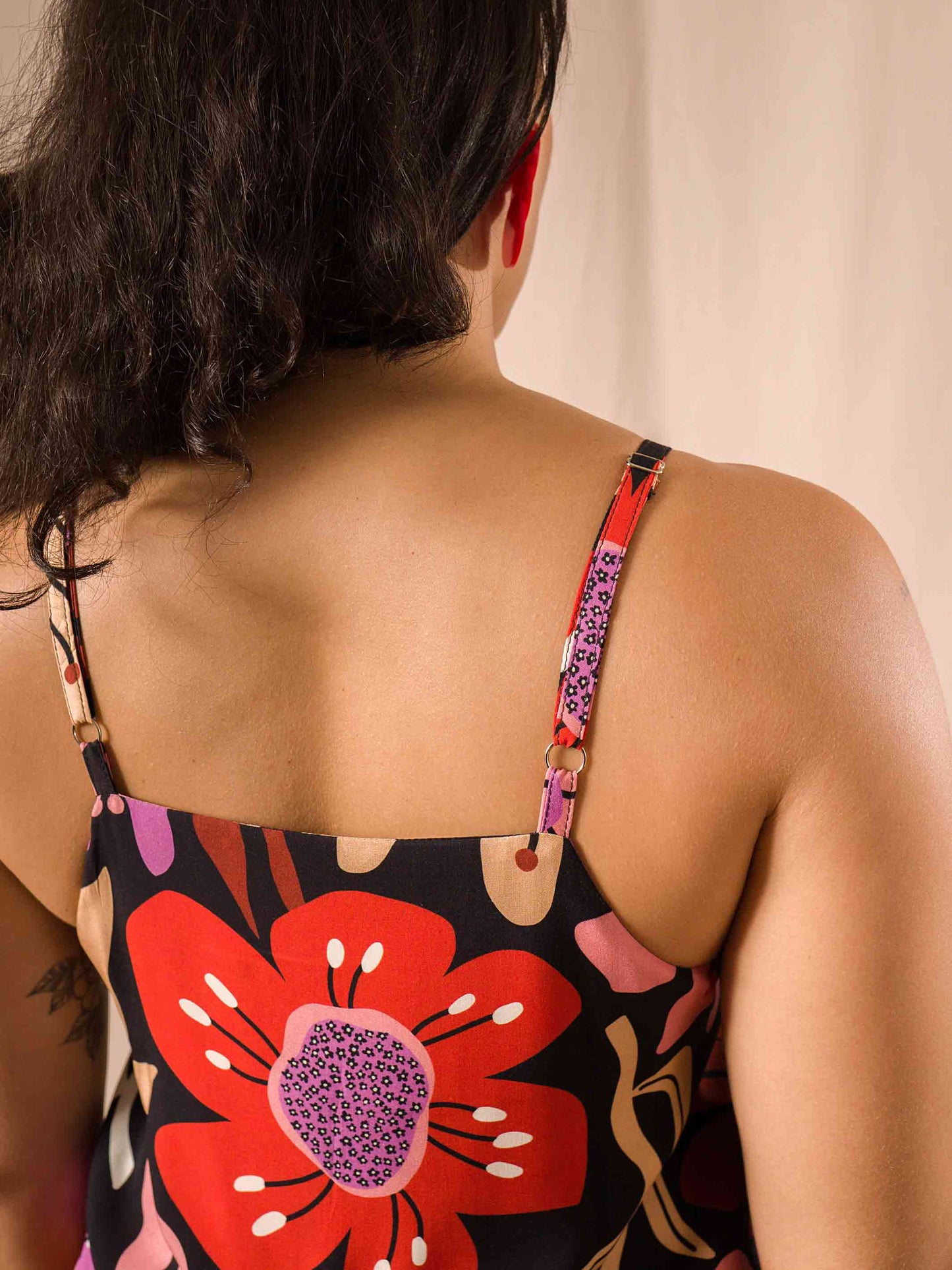 VESTIDO TRAPÉZIO | VOLVER